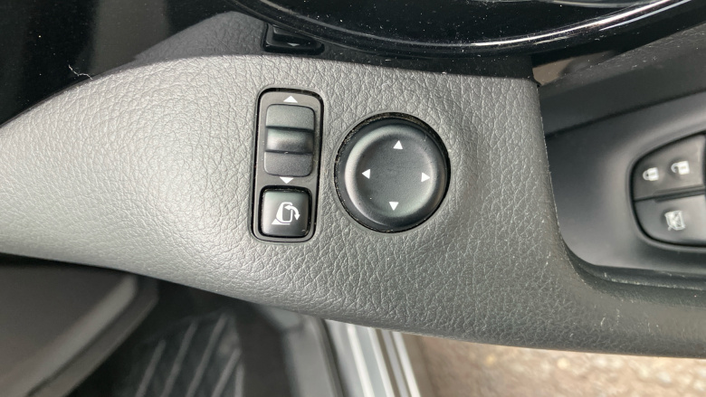Nissan Qashqai 1.2 DiG-T Acenta 5dr Petrol Hatchback